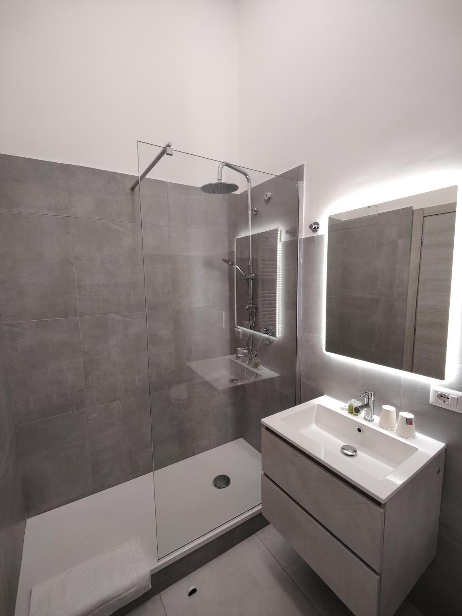 Lifestyle 168 * Rom